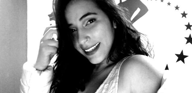 Model - Sara Coleman squirt