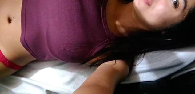 Model - Nathalie squirt