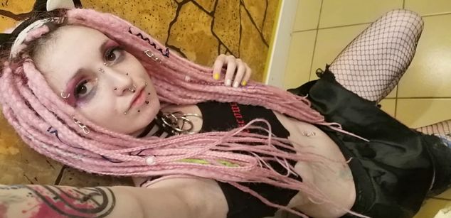 Model - Naughty Tory bigtoys