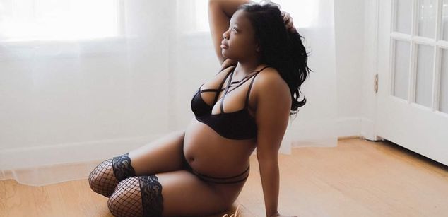 Model - YummiKoKo girlfriend