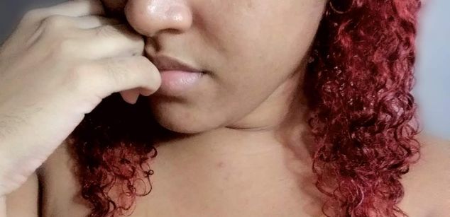 Model - Sarah RedCurls glasses