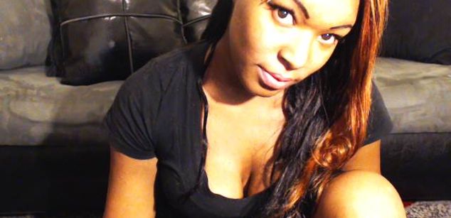 Model - Lela Live pretty