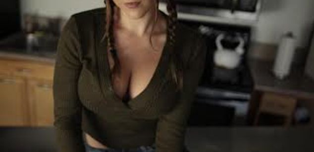 Model - Felicity Feline smart