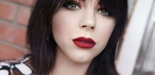 Model - Anastacia love fitness