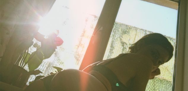 Model - OhHoney masturbate