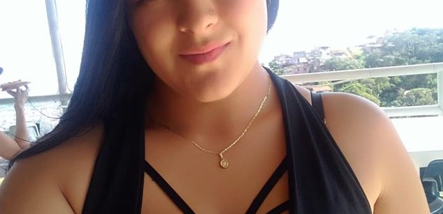 Model - LUCIANA bald