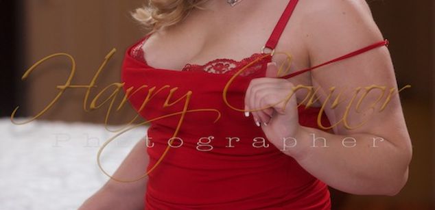 Model - Mia Amore squirting