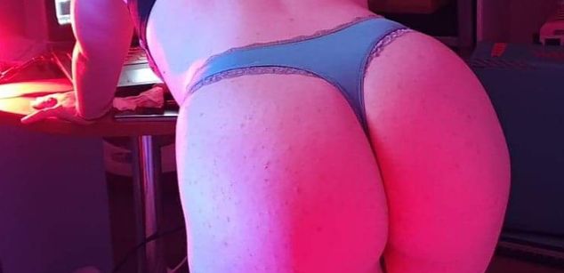 Model - Alysa-Jade cei