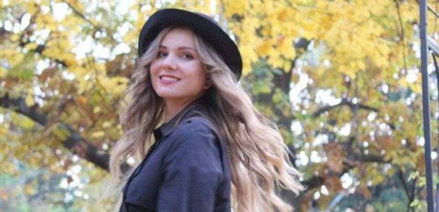 Model - Julilove love