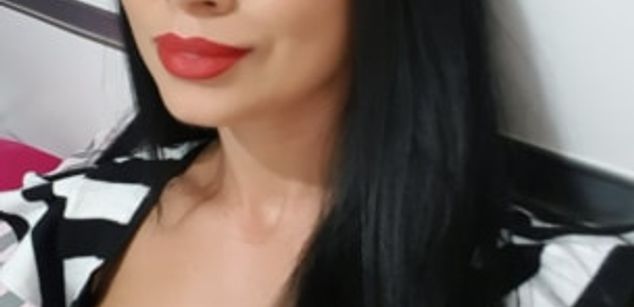 Model - VictorriaHH1 brunette