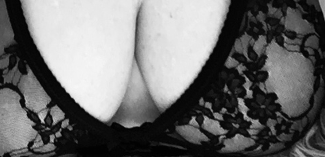 Model - XXX_KINKY_CHLOE sexy