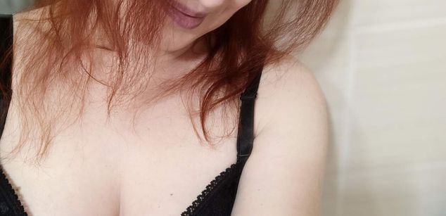 Model - MarleneDietrich striptease