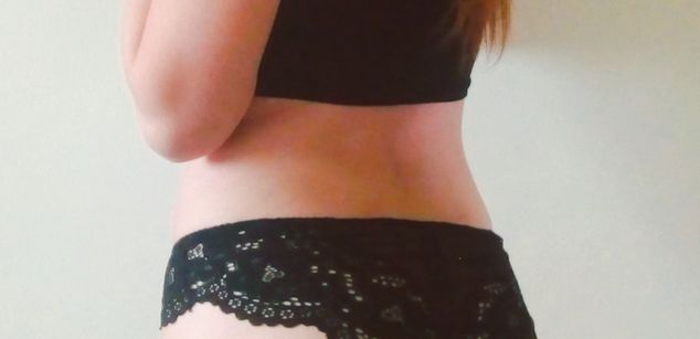 Model - British Redhead Robyn uk