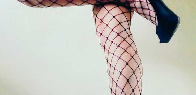 Model - British Redhead Robyn uk