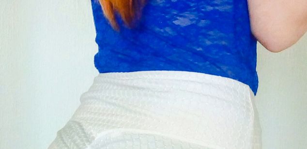 Model - British Redhead Robyn uk