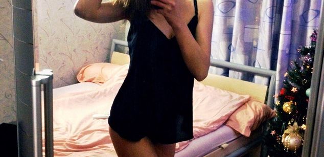 Model - JewelVV boobs