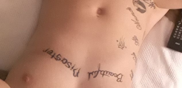 Model - SamanthaShelby Funny