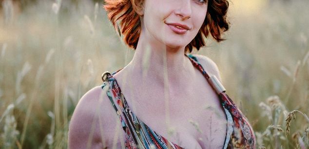 Model - HotCuteDee gfe