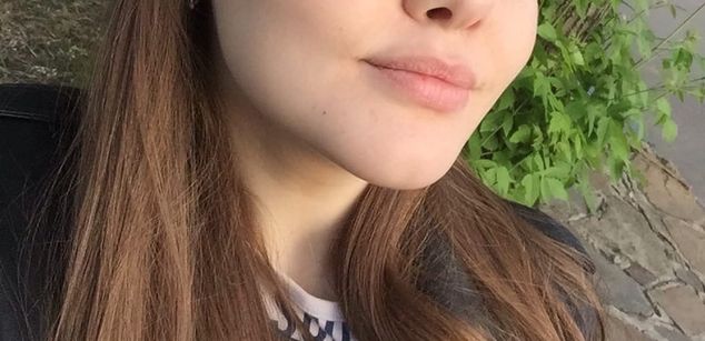 Model - Varvara partying