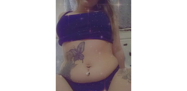 Model - Queenaddie19 blondie