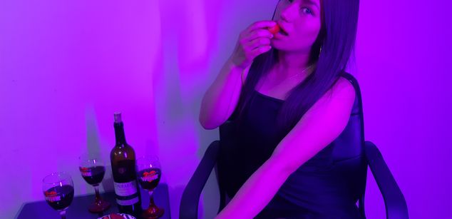 Model - DollBadKitty cubana