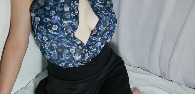 Model - alexxa cam milk