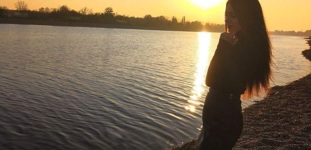 Model - DaReina heels