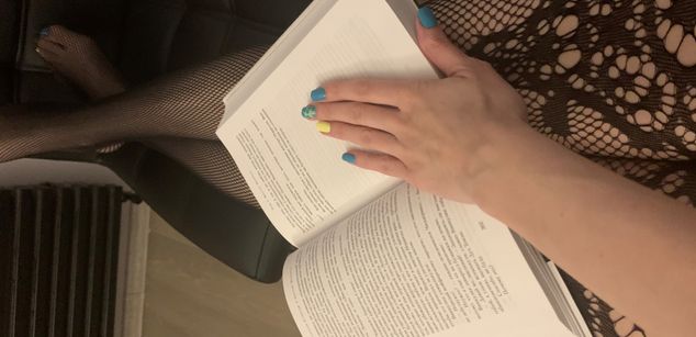 Model - Tara Nord Green