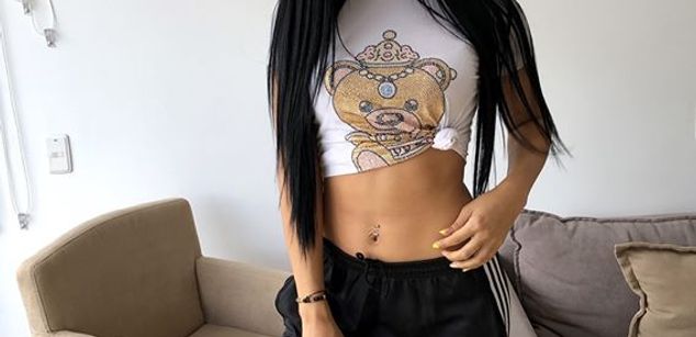 Model - EstefaniaGil cum