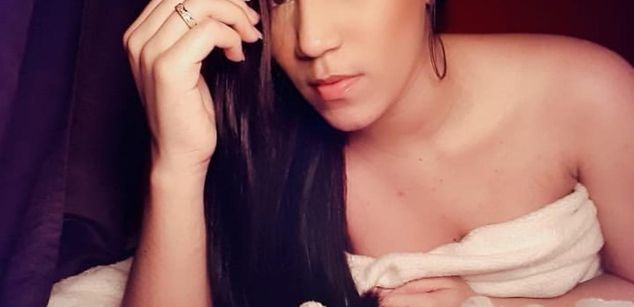 Model - Maggie Thompson beauty