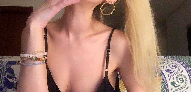 Model - MissEly smoking