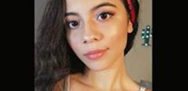 Model - CousinsCouple deepthroath