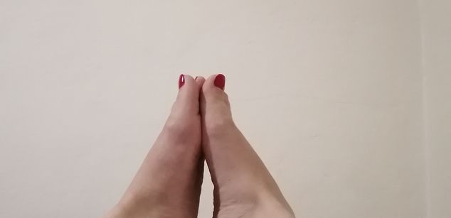 Model - Giselle heels