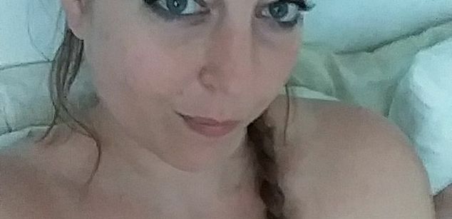 Model - Jessy Kain curvy