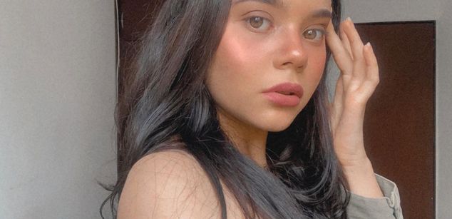 Model - Summer Cmbrst good