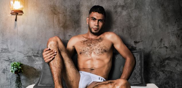 Model - Erick_Betlam dildofuck