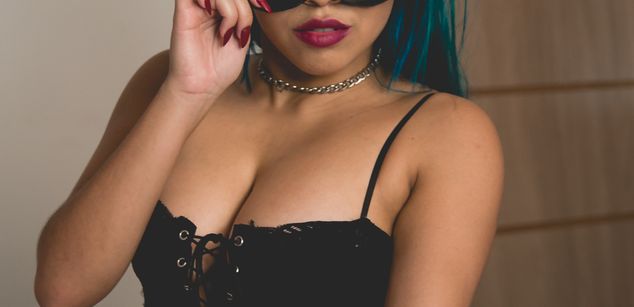 Model - Goddess Mira domination