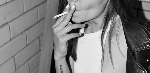 Model - LittleCarolly feet