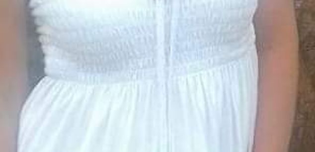 Model - AvaParker shaven