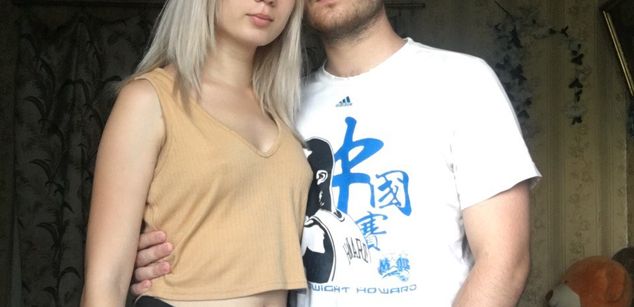 Model - AimeeAh dancing