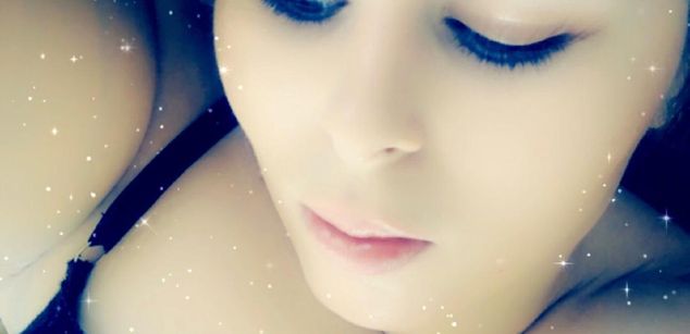 Model - PrincessTitsUk blowjobs