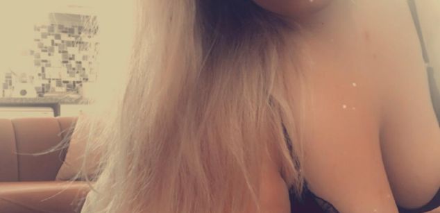 Model - PrincessTitsUk blowjobs