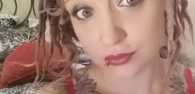 Model - Frankie Fandom 7