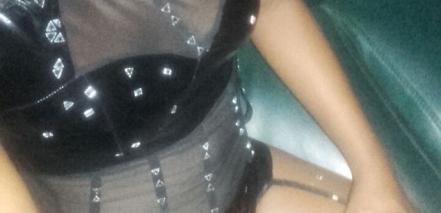 Model - chelsea handjob