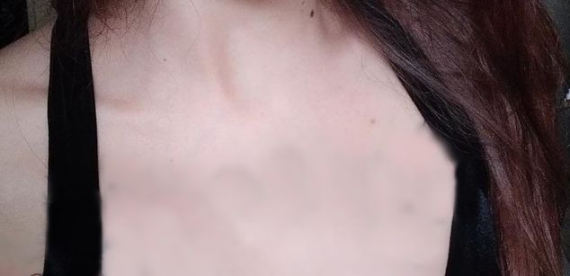 Model - Spitqueen suck