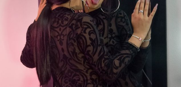 Model - Sophi Ambar cute