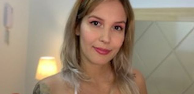 Model - Gabrielle 18