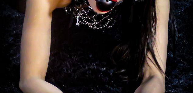 Model - AngiePerra BOOTY