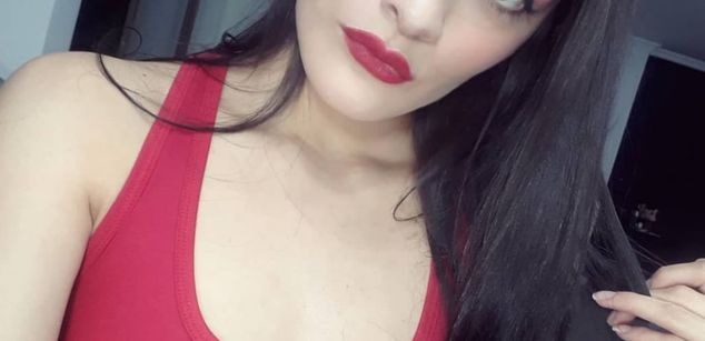 Model - Leslycat teens