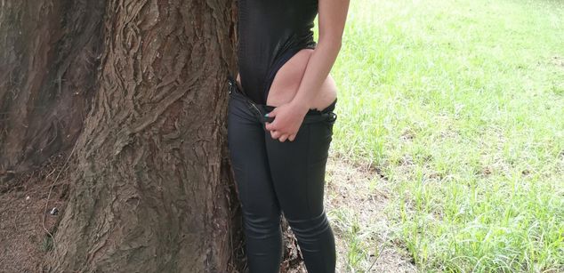 Model - Arenne bigass